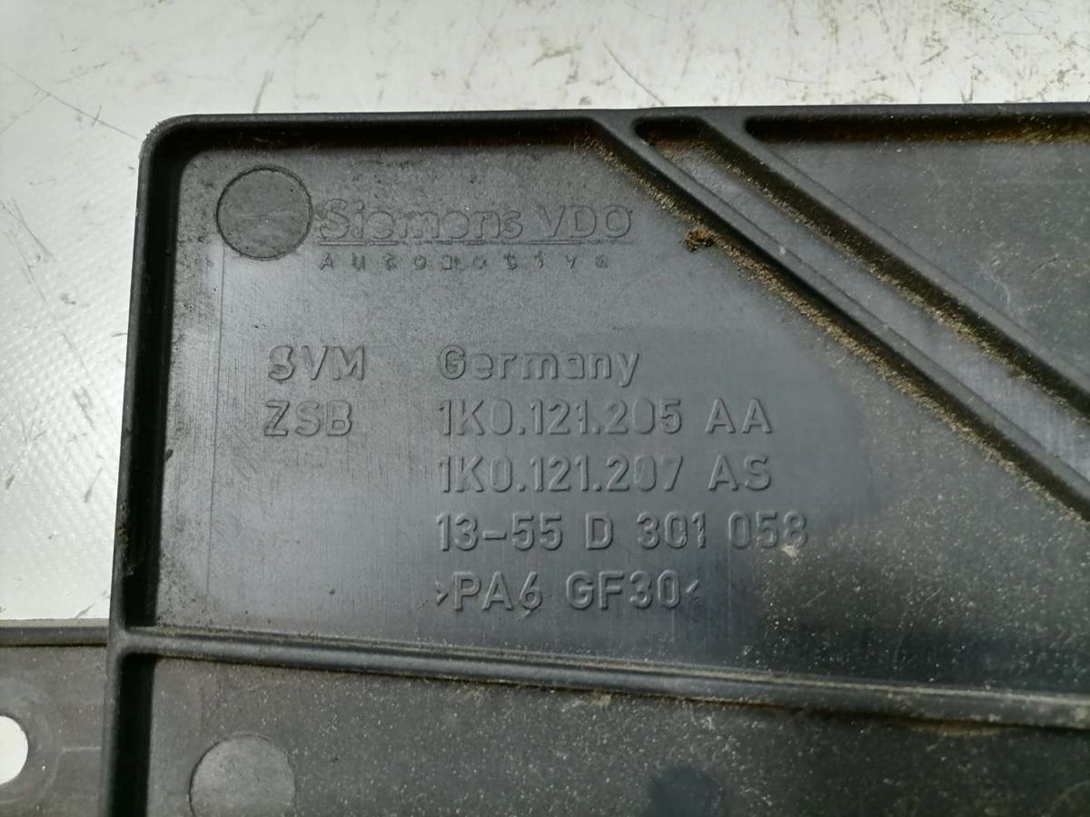 VW Passat 3C original Elektrol&uuml;fter L&uuml;ftermotor K&uuml;hler 1,9TDI 77KW Bj.2008